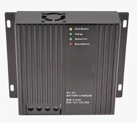 वाहन के लिए स्वचालित स्मार्ट डीसी से डीसी बैटरी से बैटरी चार्जर 12V 30A