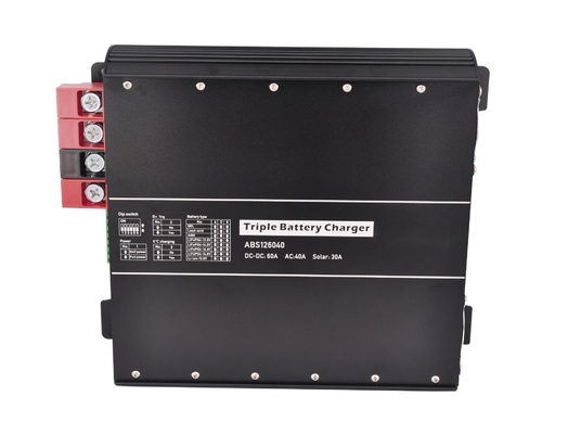 एमपीपीटी सौर डीसी से डीसी बैटरी चार्जर एसी चार्ज मोड 110V-230VAC के साथ
