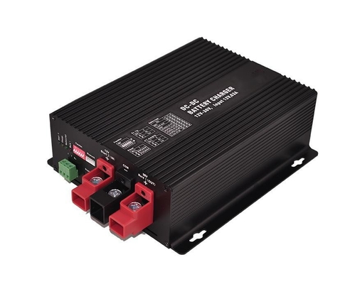 48V बोर्ड बैटरी रेट वोल्टेज DC12V से 48V बैटरी चार्जर स्व-उपभोग करंट के साथ 35 MA अधिकतम आउटपुट करंट 15.4A