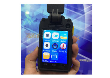 4G पुलिस बॉडी वॉर्न कैमरा / 2.8 इंच स्क्रीन वाटरप्रूफ IP66 वाईफ़ाई सुरक्षा कैमरा 140 डिग्री कोण